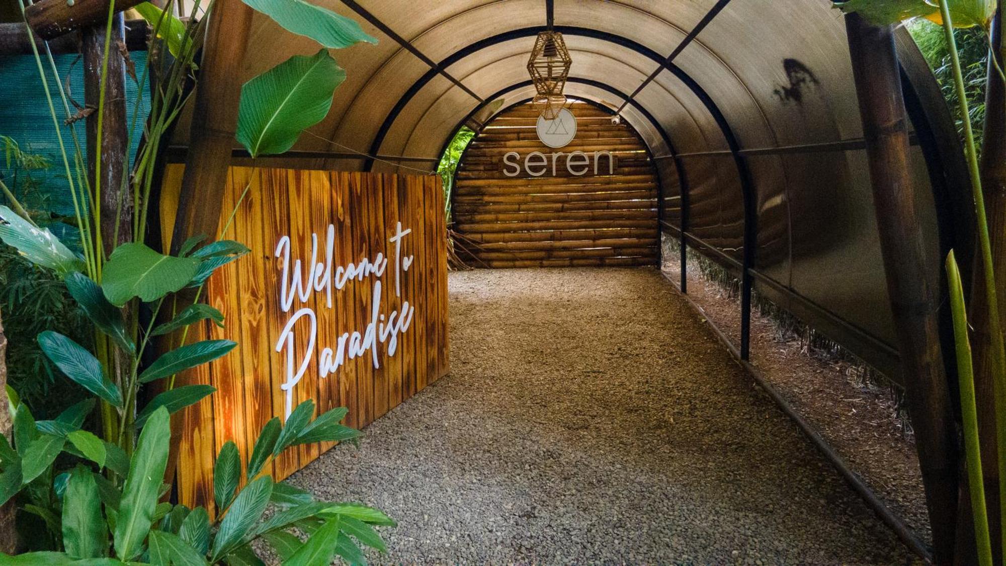 Seren Glamping (Adults Only) Увита Екстериор снимка
